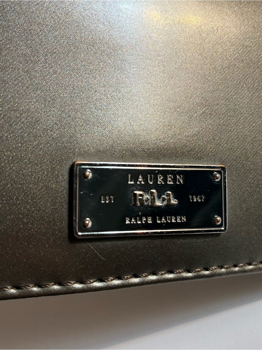 Lauren Ralph Lauren Silver Leather Continental Wallet with Logo Plate - Picture 5 of 10
